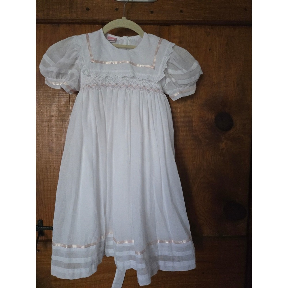WILL' BETH Girls White Smocked Floral Heirloom Dress Pink Ribbon 4T Spec. Occas